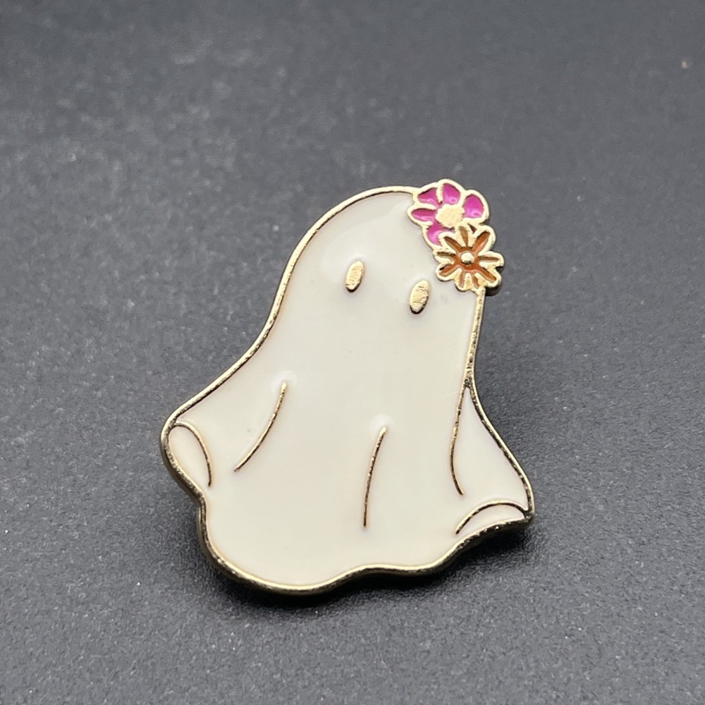 Cartoon Ghost Cute Flowers Lapel Hat Pin
